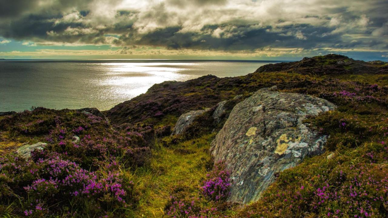 West Horizon Holiday Cottage Lochinver Eksteriør bilde
